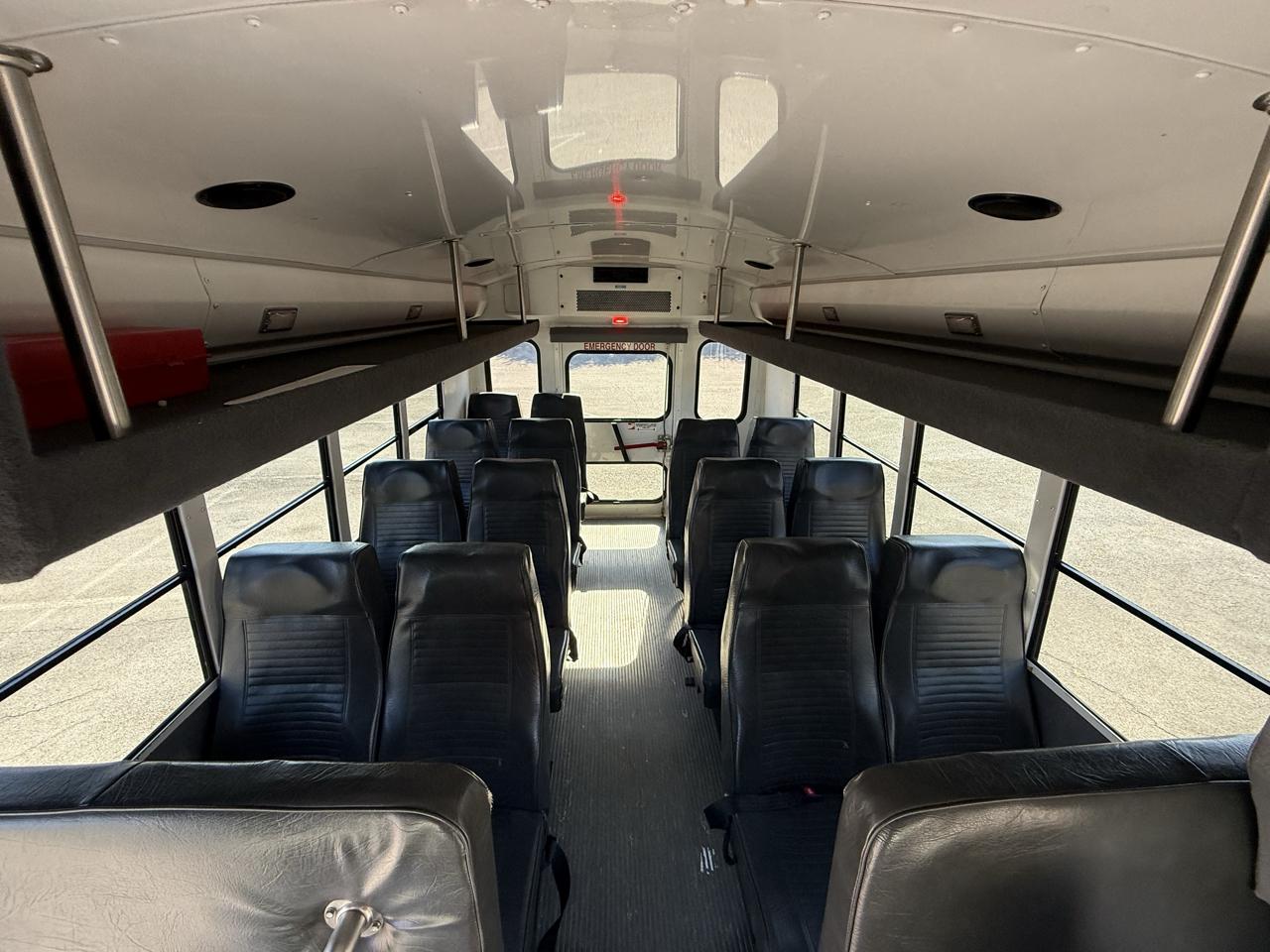 Ford E-Series Cutaway E-350 SRW 138" WB 2019