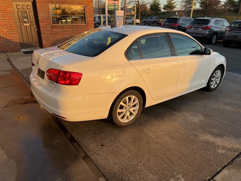 Volkswagen Jetta SE 2013