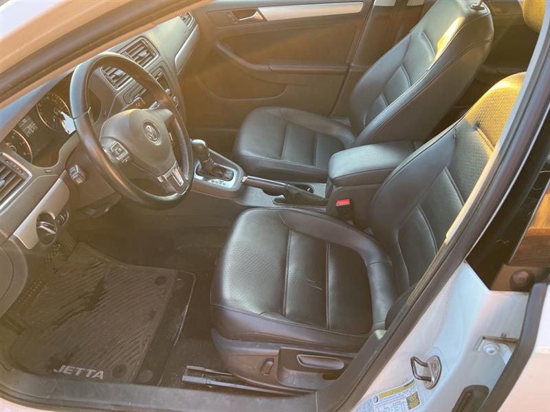 Volkswagen Jetta SE 2013