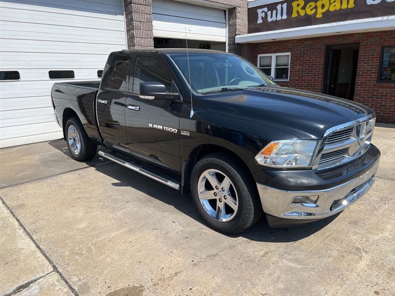 RAM 1500 SLT Quad Cab 4WD 2012