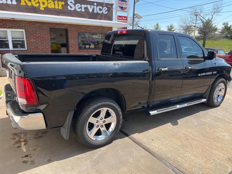 RAM 1500 SLT Quad Cab 4WD 2012