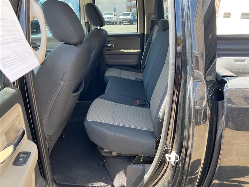 RAM 1500 SLT Quad Cab 4WD 2012