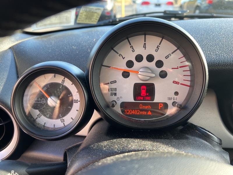 MINI Cooper Convertible 2013