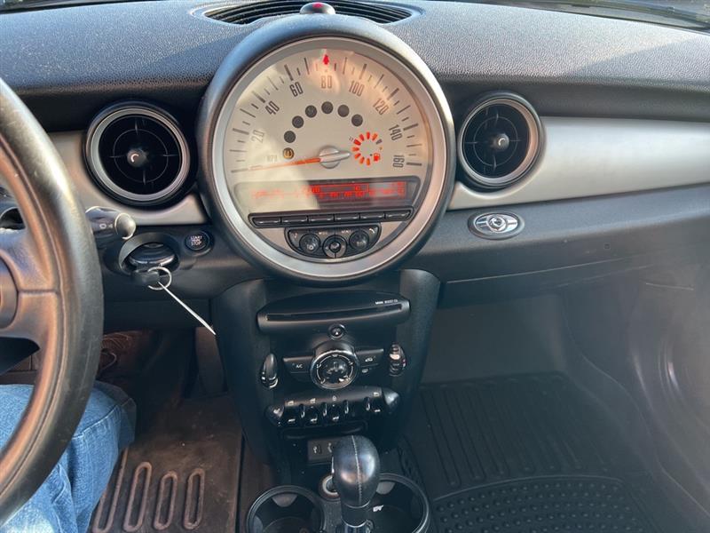 MINI Cooper Convertible 2013