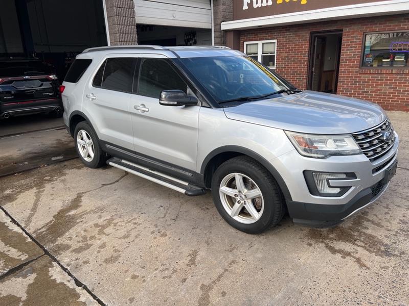 Ford Explorer XLT 4WD 2016