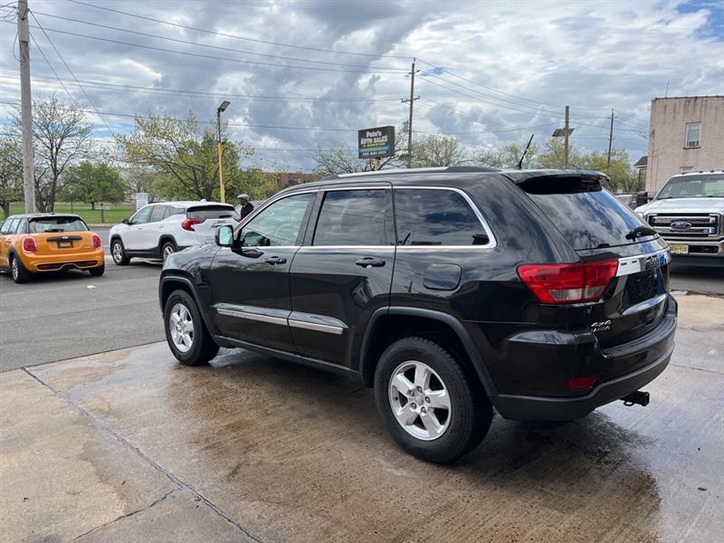 Jeep Grand Cherokee Laredo 4WD 2013