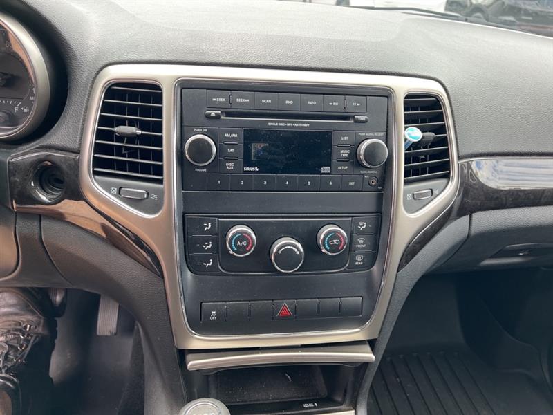 Jeep Grand Cherokee Laredo 4WD 2013