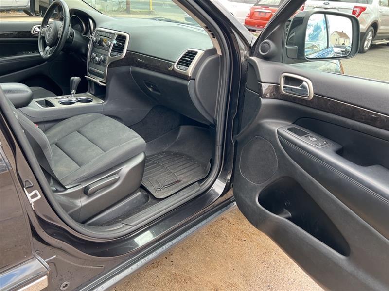 Jeep Grand Cherokee Laredo 4WD 2013