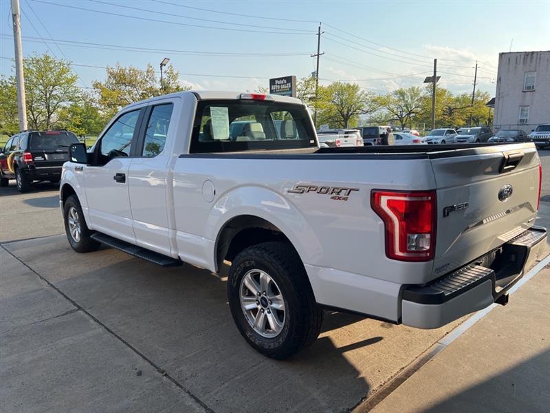 Ford F-150 Lariat SuperCab 8-ft. 4WD 2016