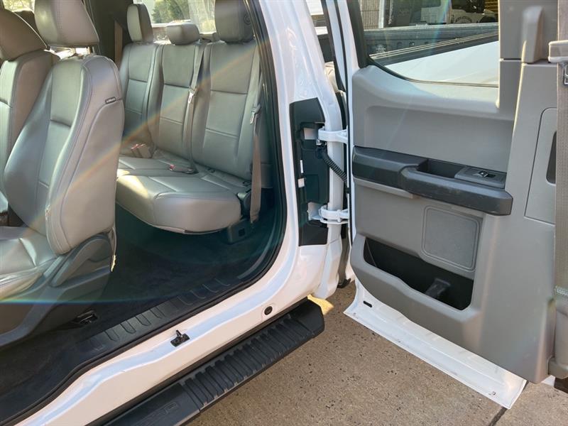 Ford F-150 Lariat SuperCab 8-ft. 4WD 2016