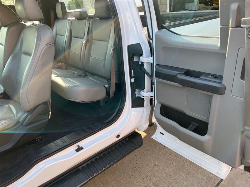 Ford F-150 Lariat SuperCab 8-ft. 4WD 2016