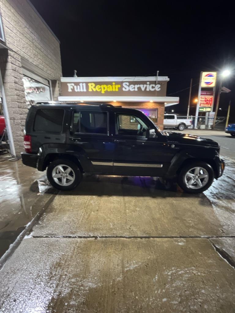 Jeep Liberty Limited 4WD 2012
