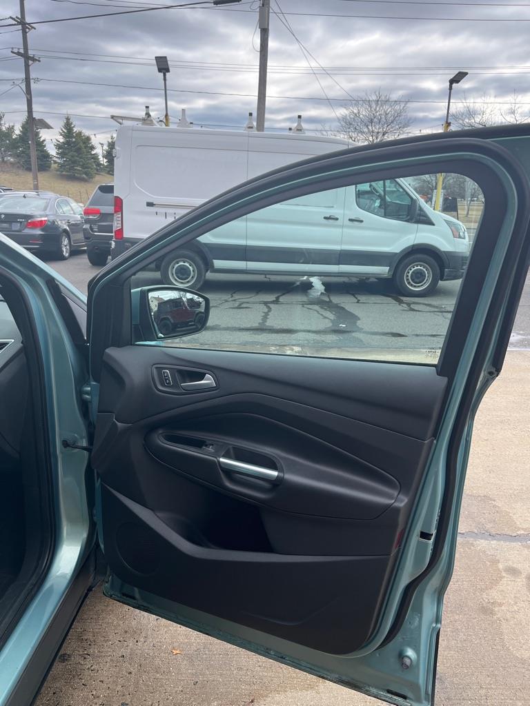 Ford Escape SEL 4WD 2013