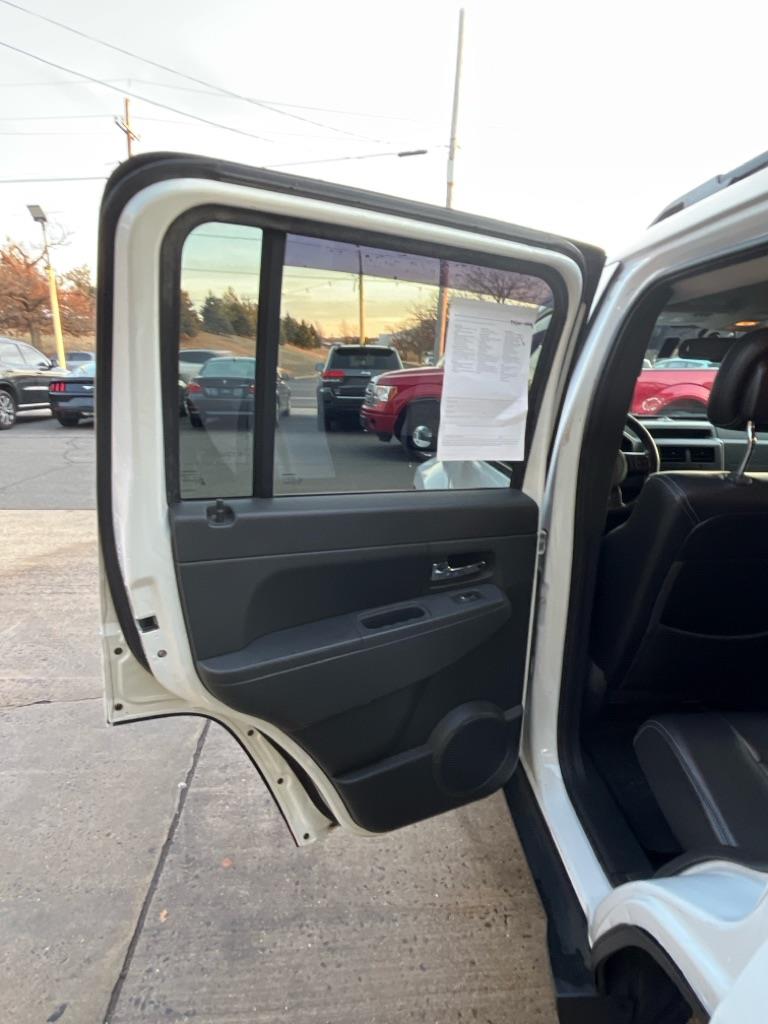 Jeep Liberty Sport 4WD 2012