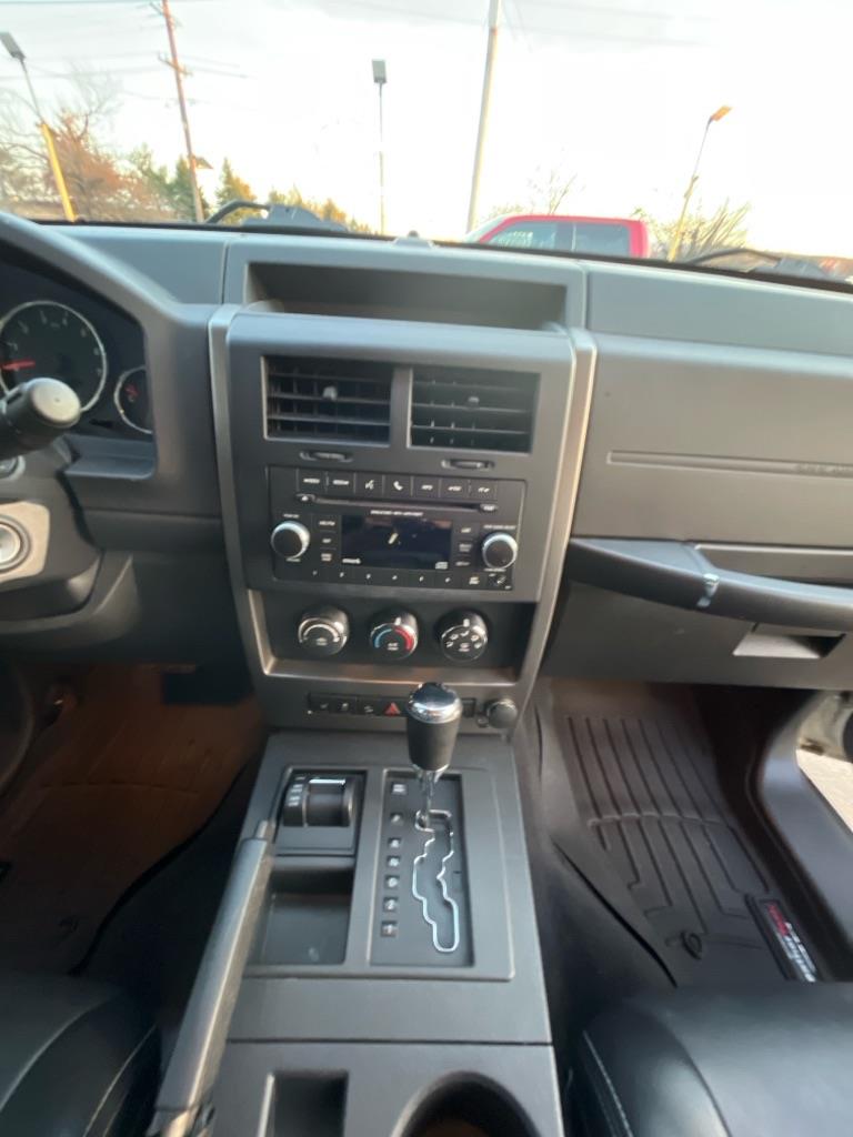 Jeep Liberty Sport 4WD 2012