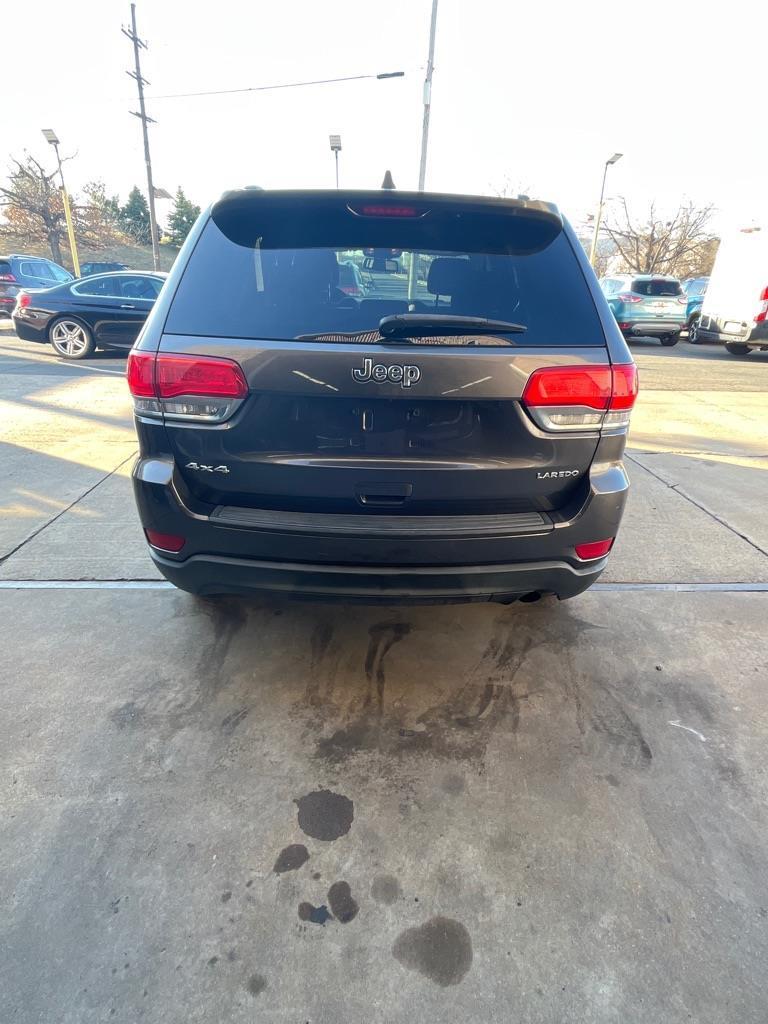 Jeep Grand Cherokee Laredo 4WD 2015