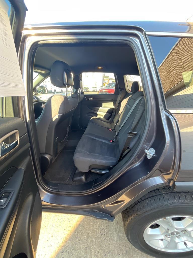 Jeep Grand Cherokee Laredo 4WD 2015