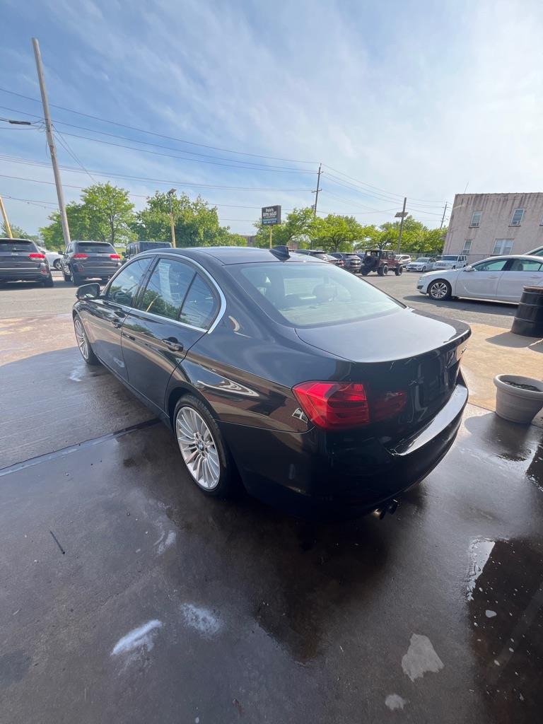 BMW 3-Series 328i xDrive Sedan 2013