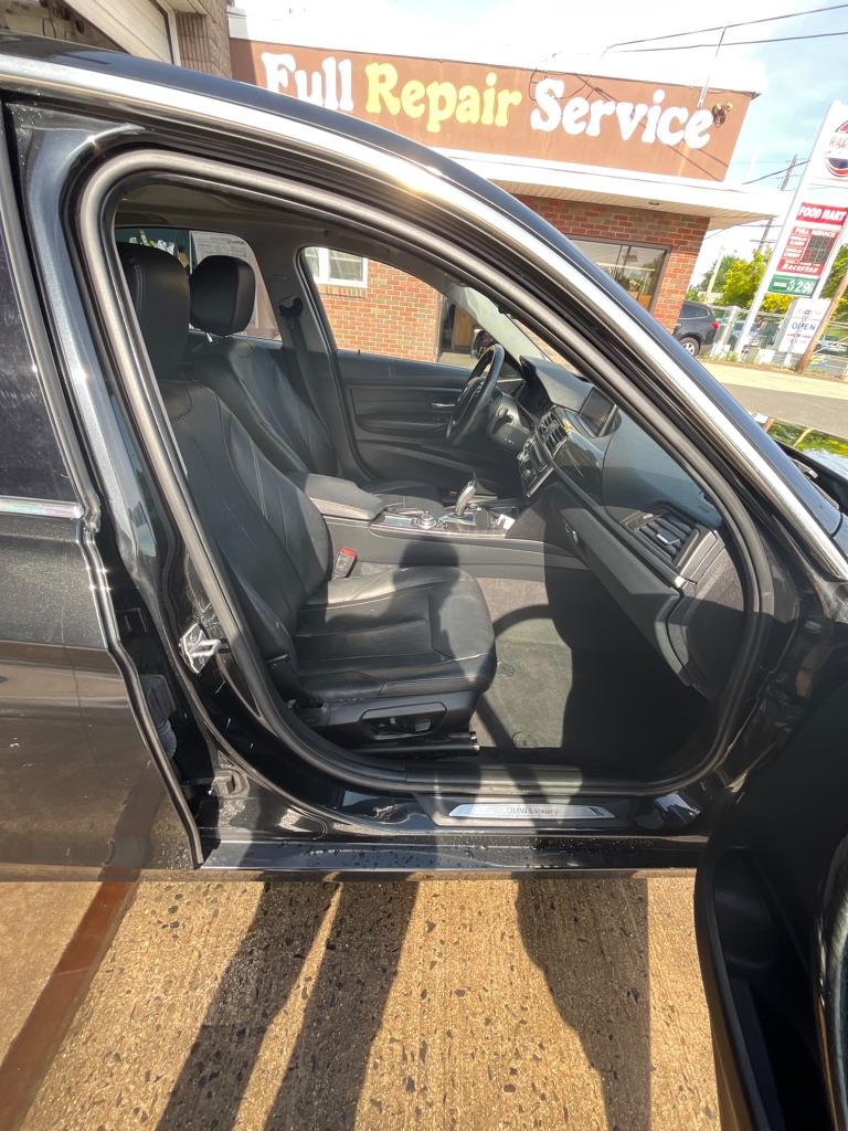 BMW 3-Series 328i xDrive Sedan 2013