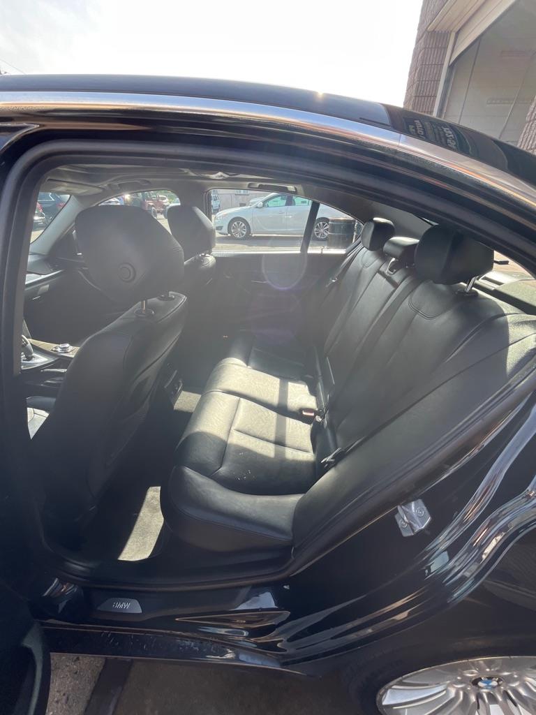 BMW 3-Series 328i xDrive Sedan 2013