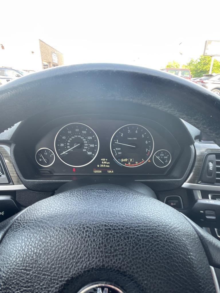 BMW 3-Series 328i xDrive Sedan 2013