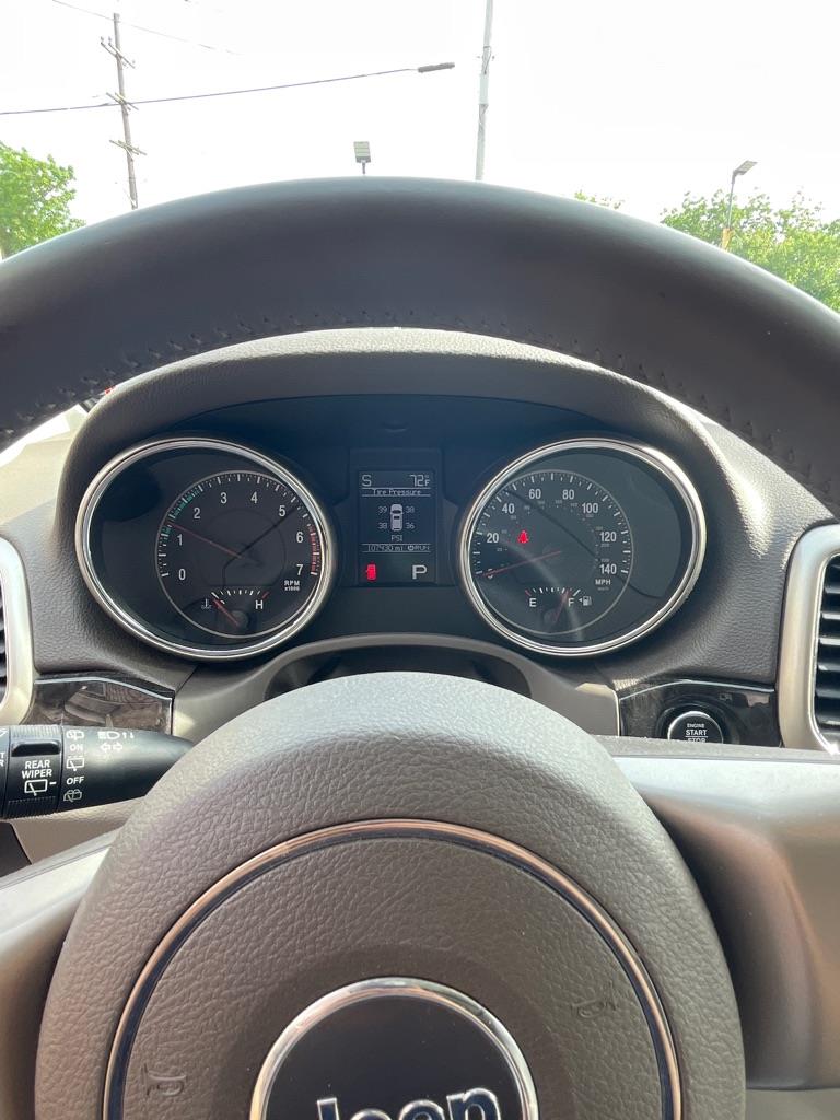 Jeep Grand Cherokee Laredo 4WD 2012