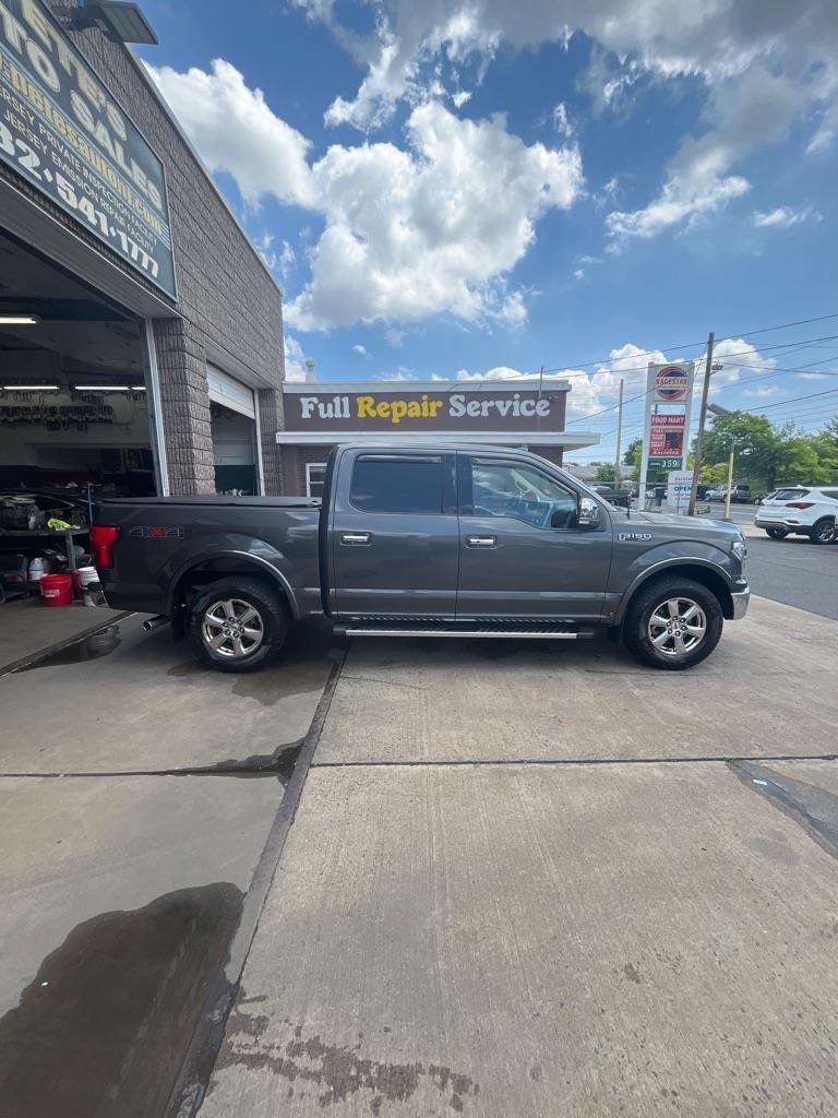 Ford F-150 Lariat SuperCrew Short Box 4WD 2018