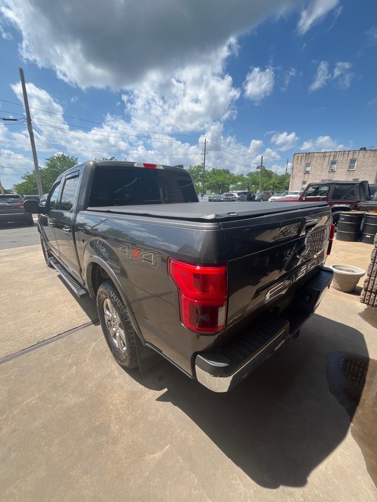 Ford F-150 Lariat SuperCrew Short Box 4WD 2018