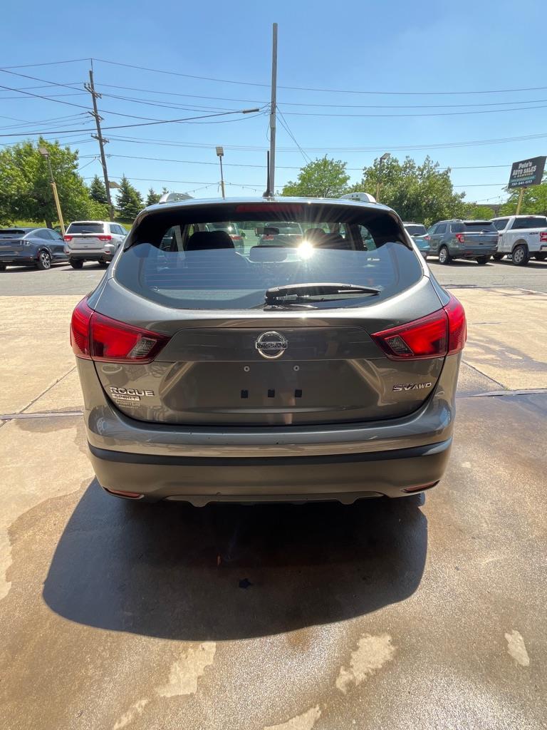 Nissan Rogue Sport SV AWD 2018