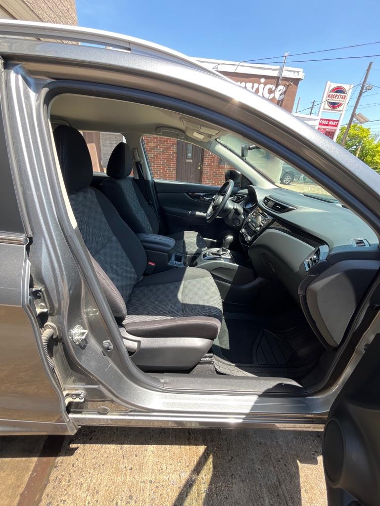 Nissan Rogue Sport SV AWD 2018