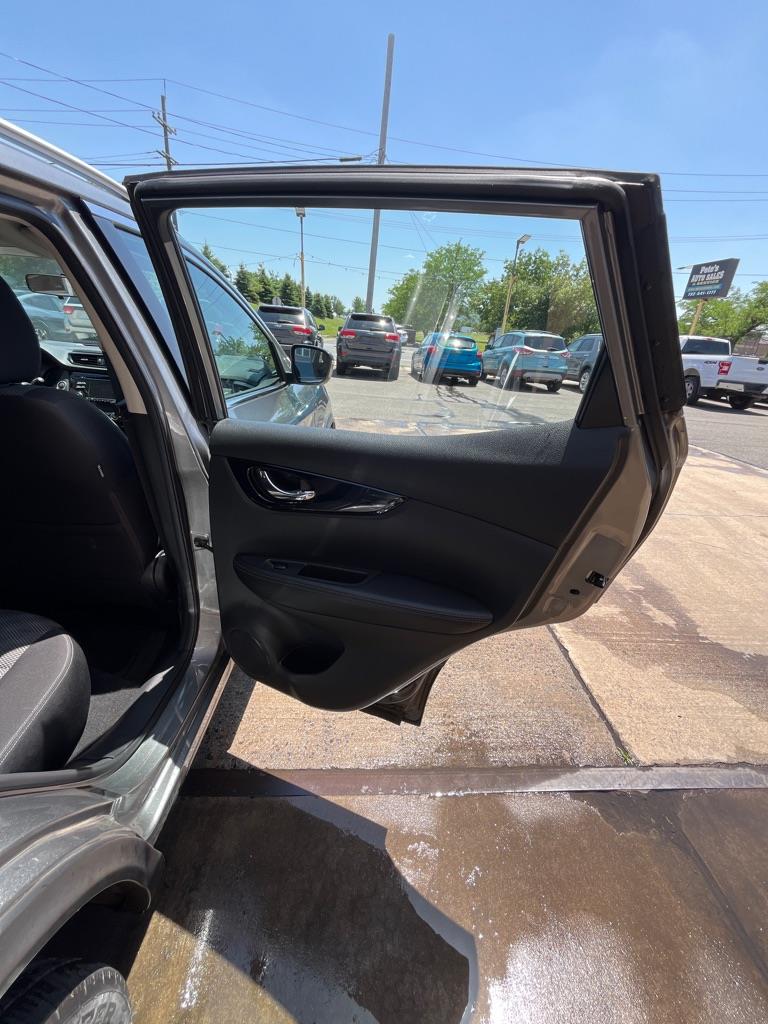 Nissan Rogue Sport SV AWD 2018