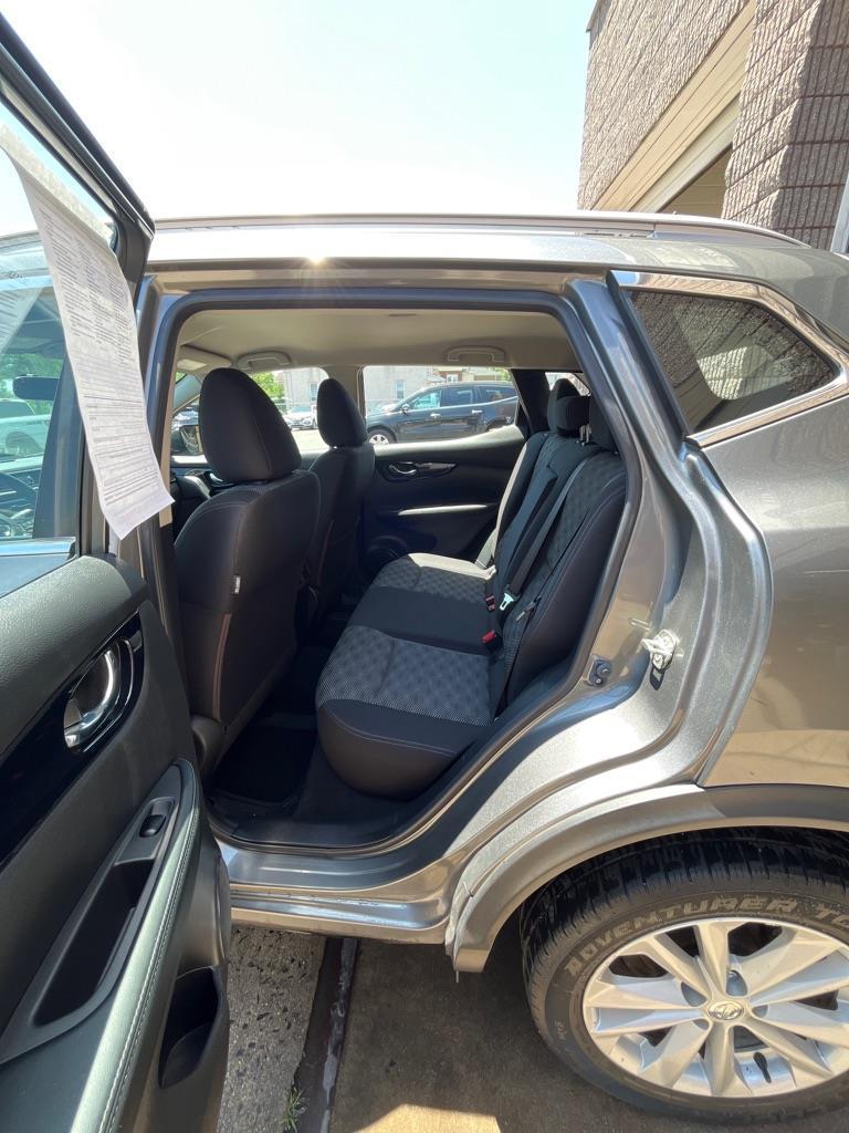 Nissan Rogue Sport SV AWD 2018