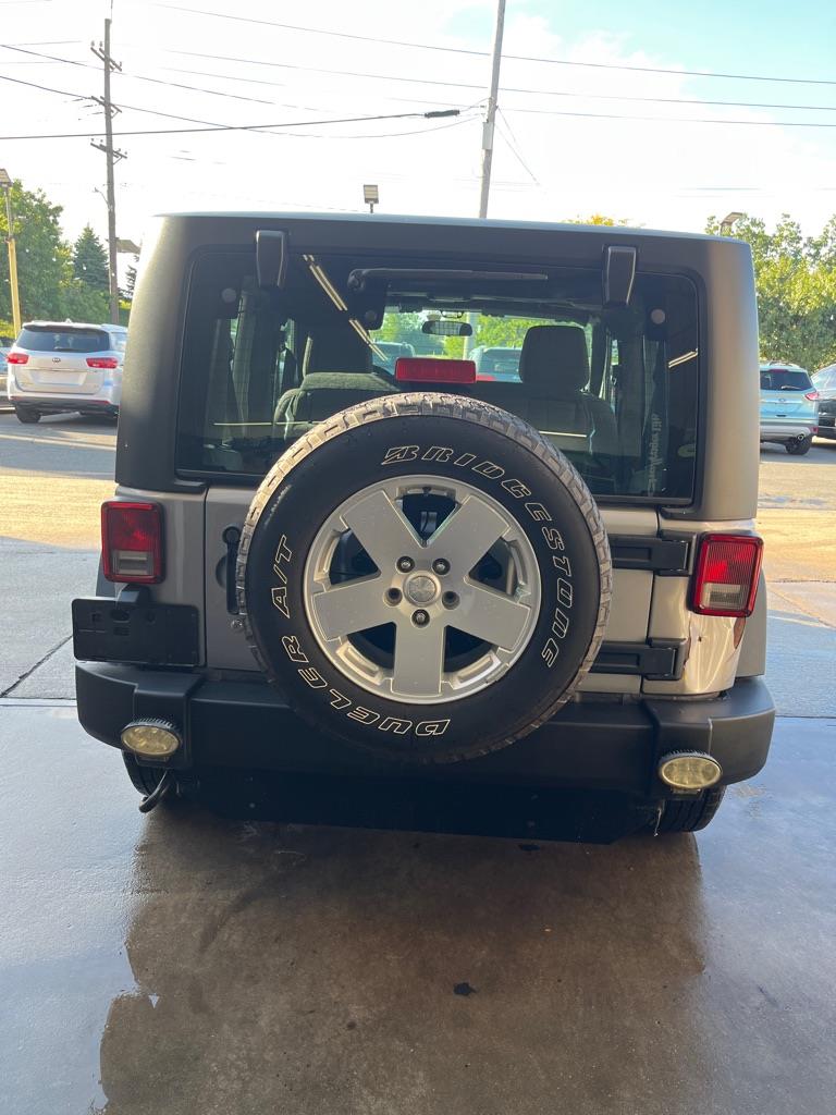 Jeep Wrangler Sport 4WD 2013