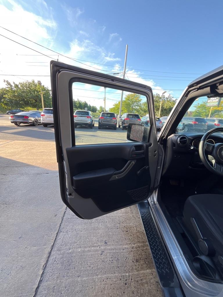 Jeep Wrangler Sport 4WD 2013