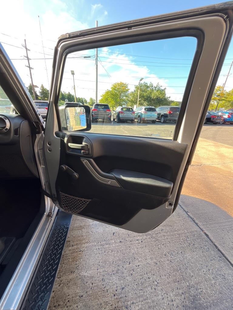 Jeep Wrangler Sport 4WD 2013