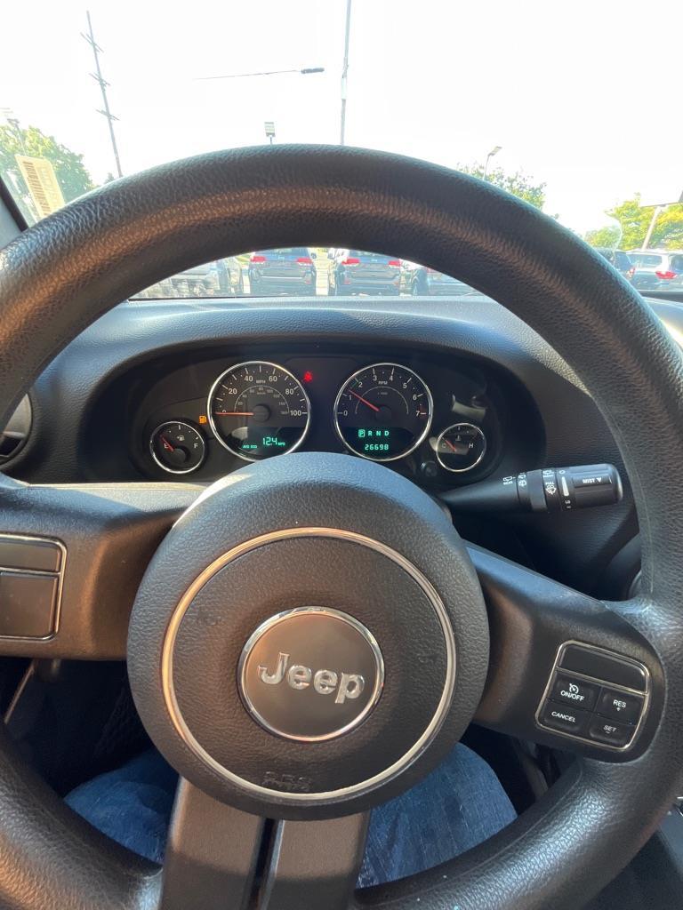 Jeep Wrangler Sport 4WD 2013