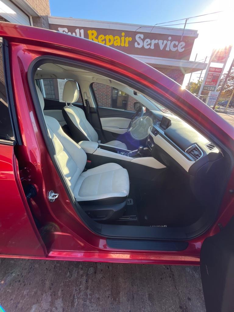 Mazda MAZDA6 i Grand Touring 2016