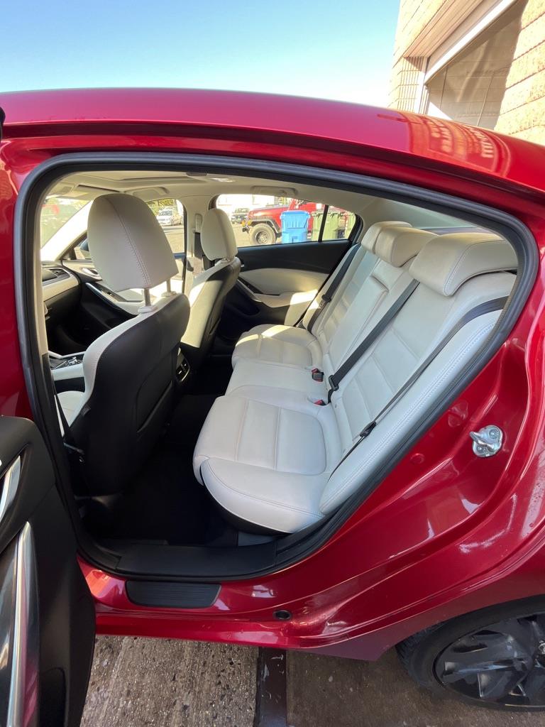 Mazda MAZDA6 i Grand Touring 2016