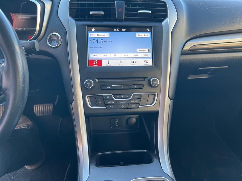 Ford Fusion SE 2017