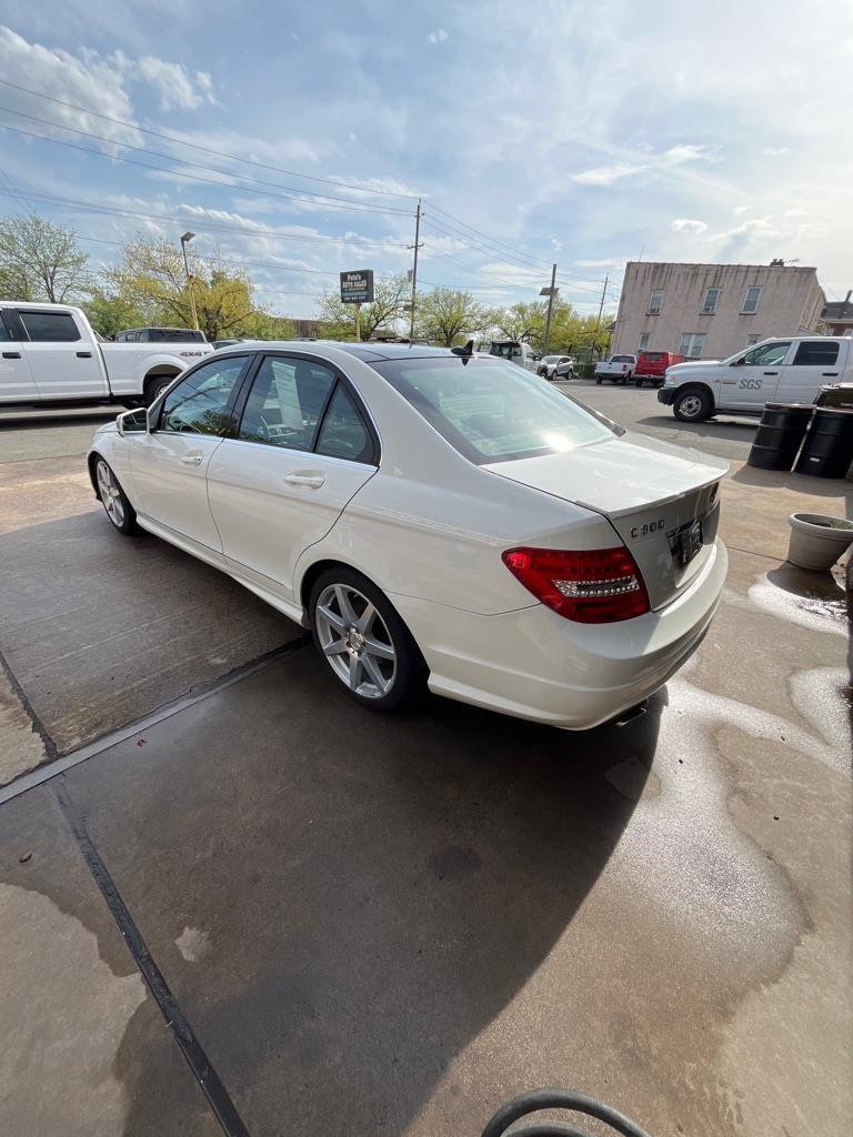 Mercedes-Benz C-Class C300 4MATIC Luxury Sedan 2012