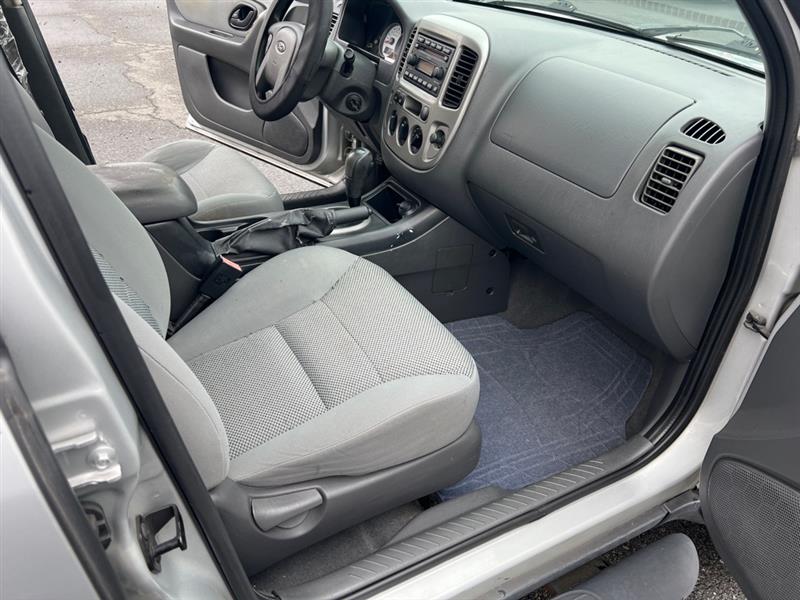 Ford Escape XLT 4WD 2005