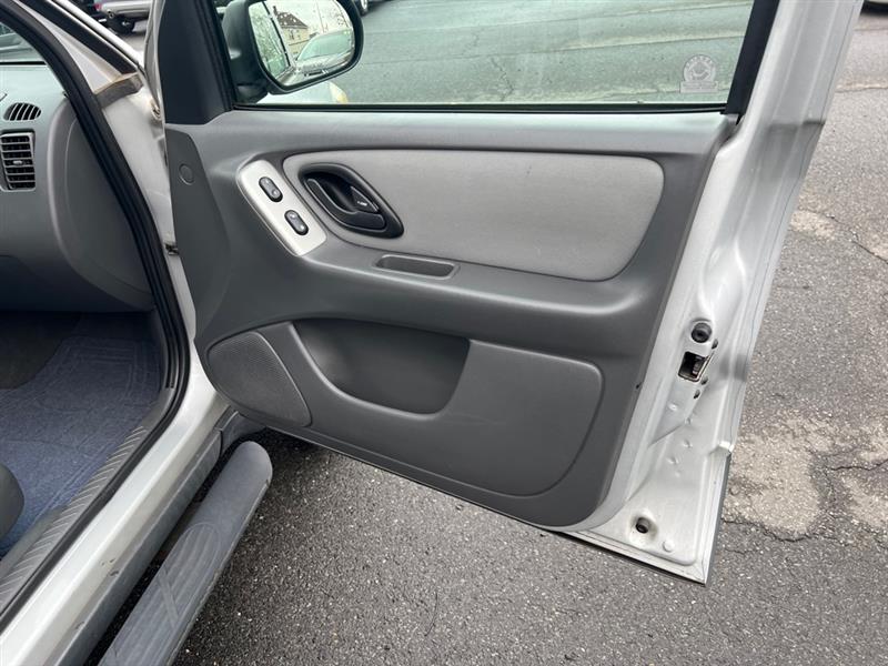 Ford Escape XLT 4WD 2005