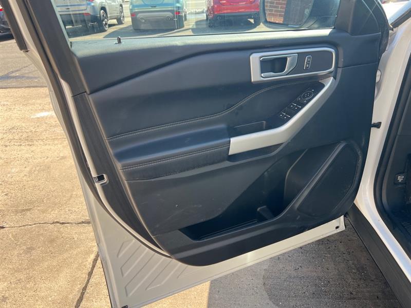 Ford Explorer XLT AWD 2021