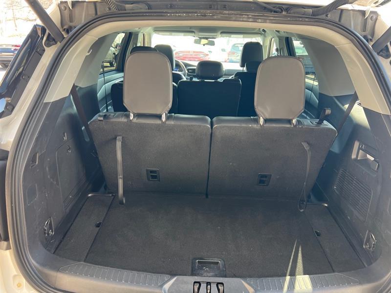 Ford Explorer XLT AWD 2021