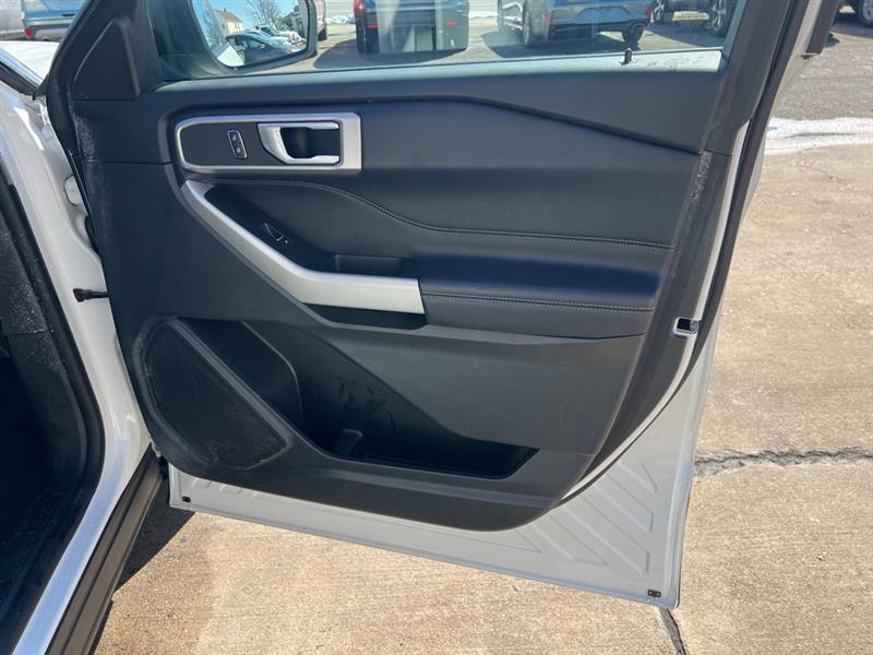 Ford Explorer XLT AWD 2021