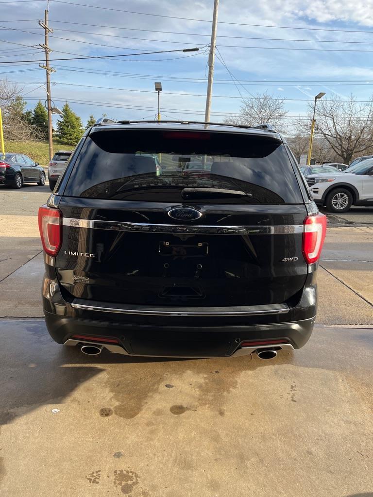 Ford Explorer Limited 4WD 2019
