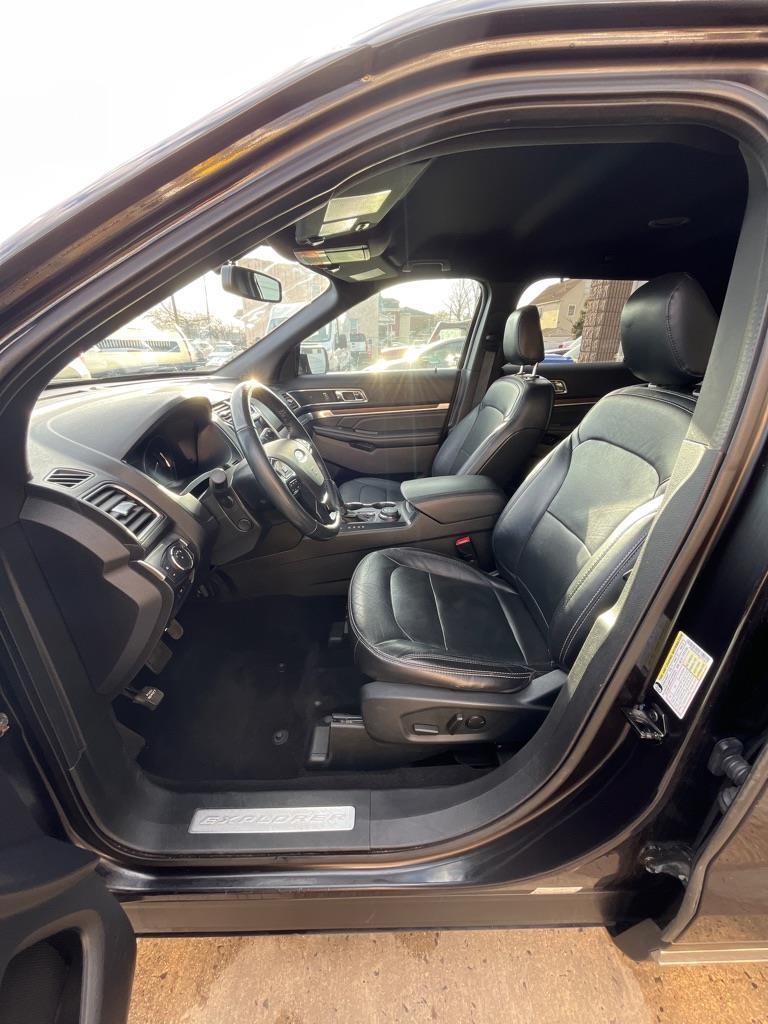 Ford Explorer Limited 4WD 2019