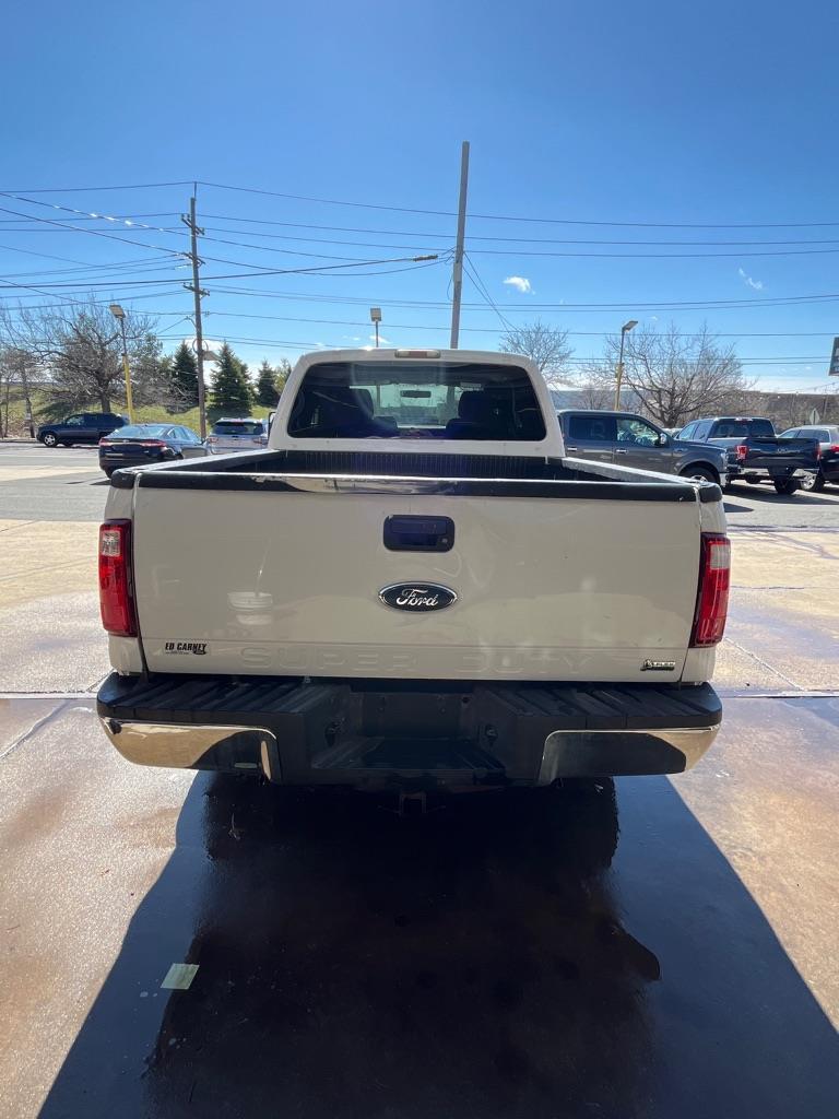 Ford F-250 SD XL SuperCab 4WD 2011