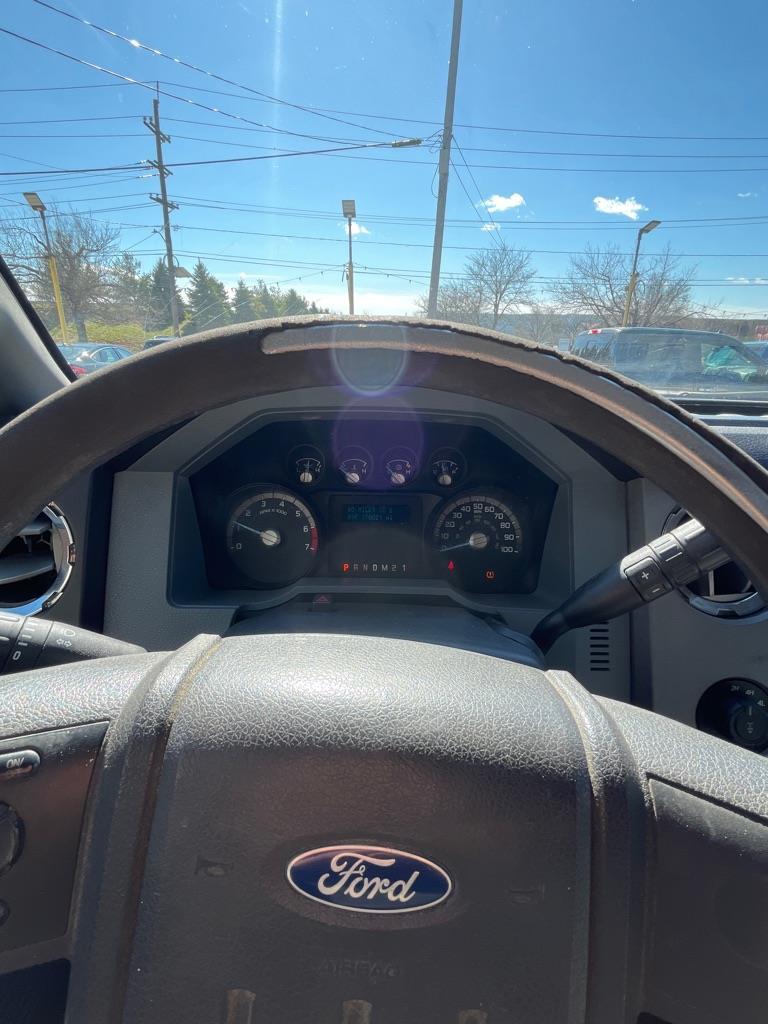 Ford F-250 SD XL SuperCab 4WD 2011