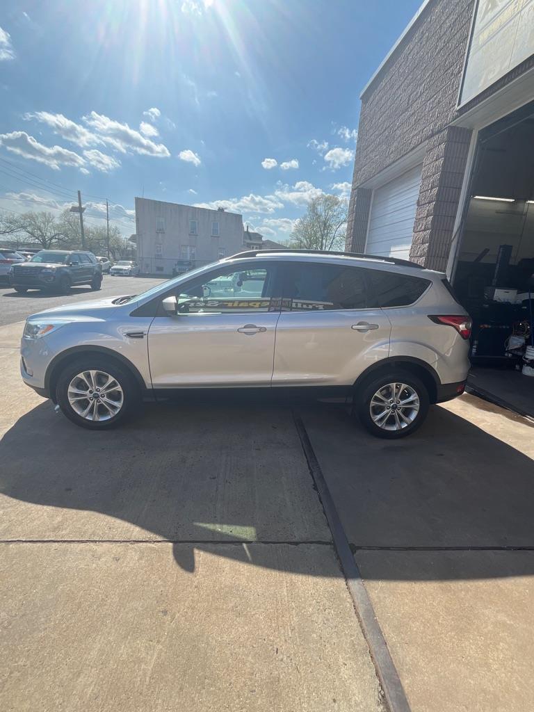 Ford Escape SEL 4WD 2018